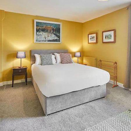 Oswy Street, Whitby. Sleeps Up To 7 Guests Villa Eksteriør bilde
